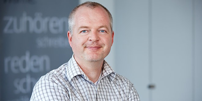 Dr. Bernd Wagner