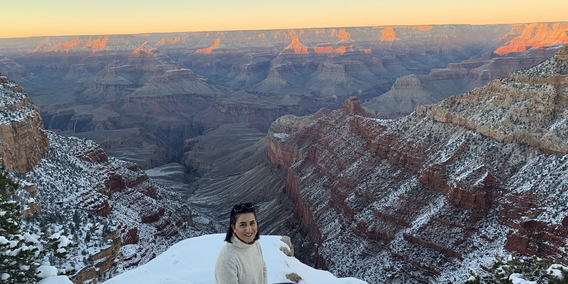 Bequem Celik bei den Rocky Mountains im Winter